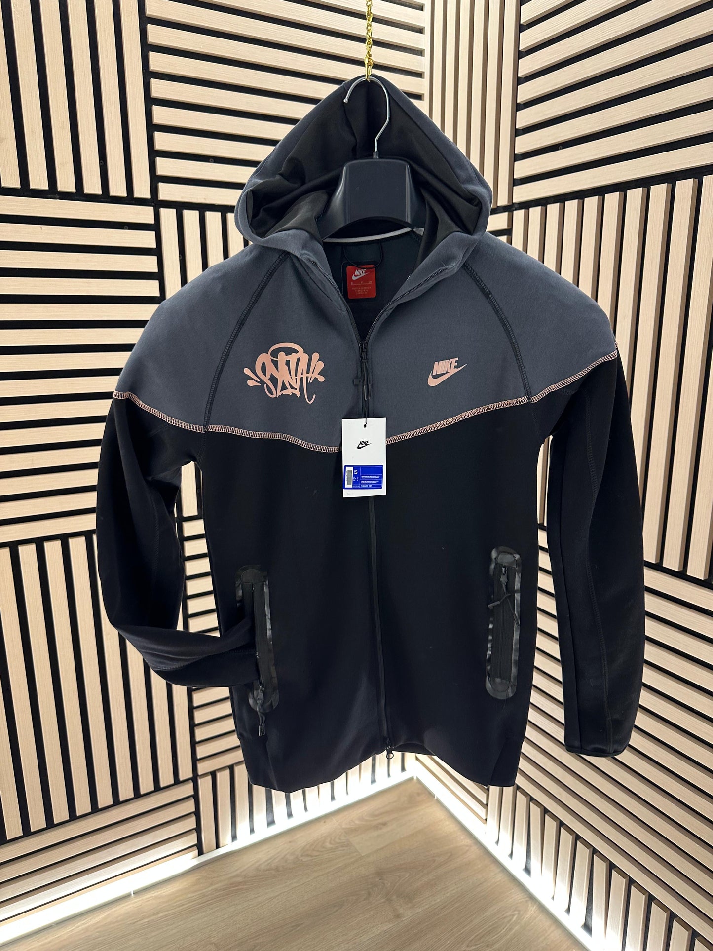 Nike tech x central cee x syna world (MÁXIMA CALIDAD)