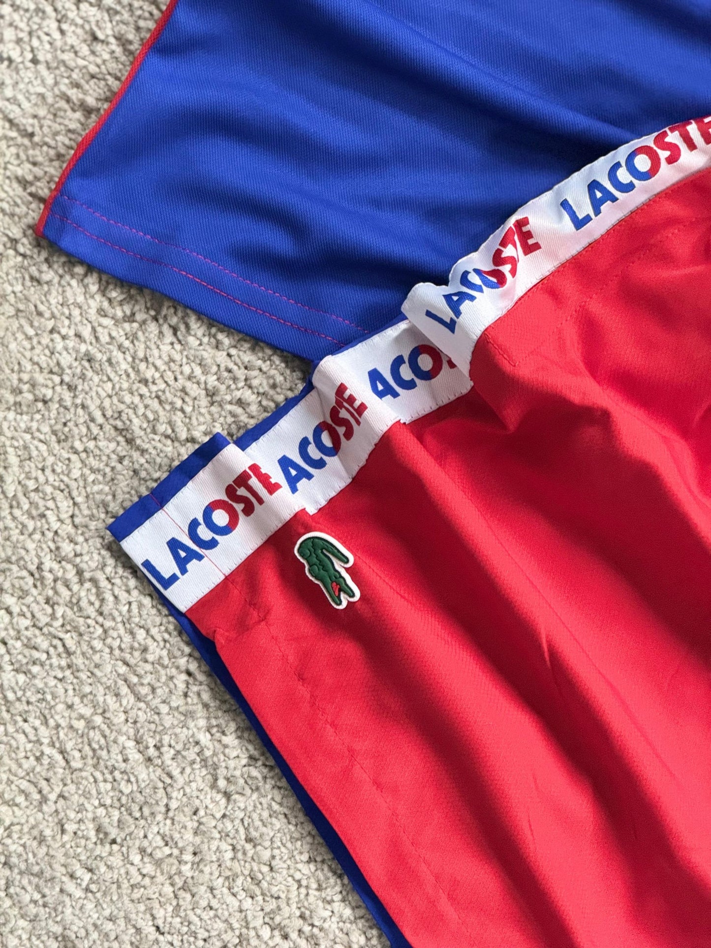 Conjunto lacoste rojo/azul verano