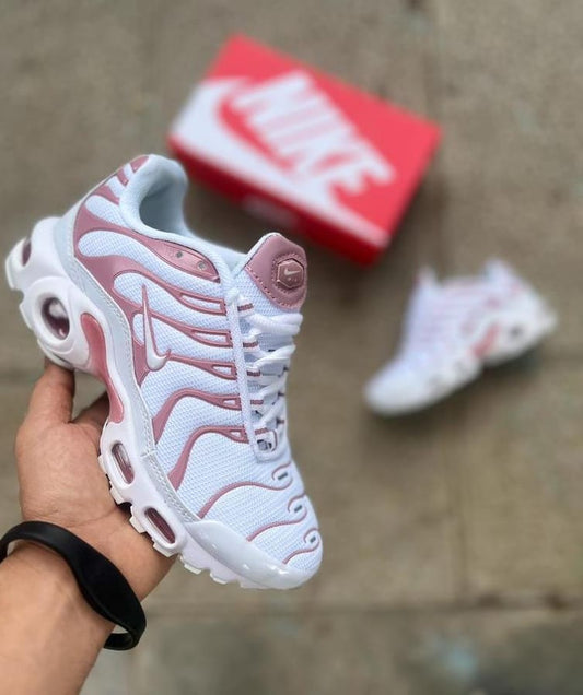 NIKE TN