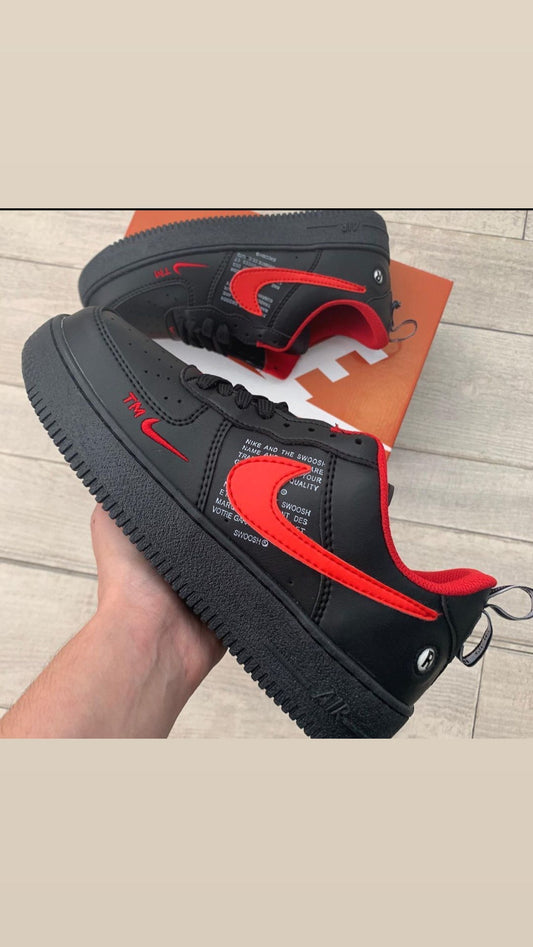 Nike Air Force 1 Rojo Negro