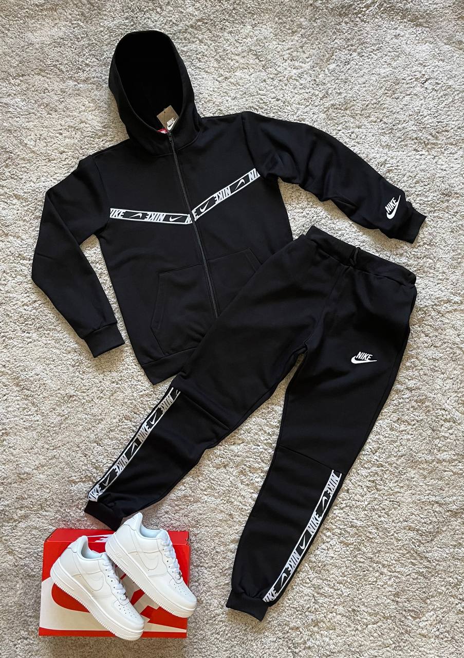 Chandal  Nike hombre