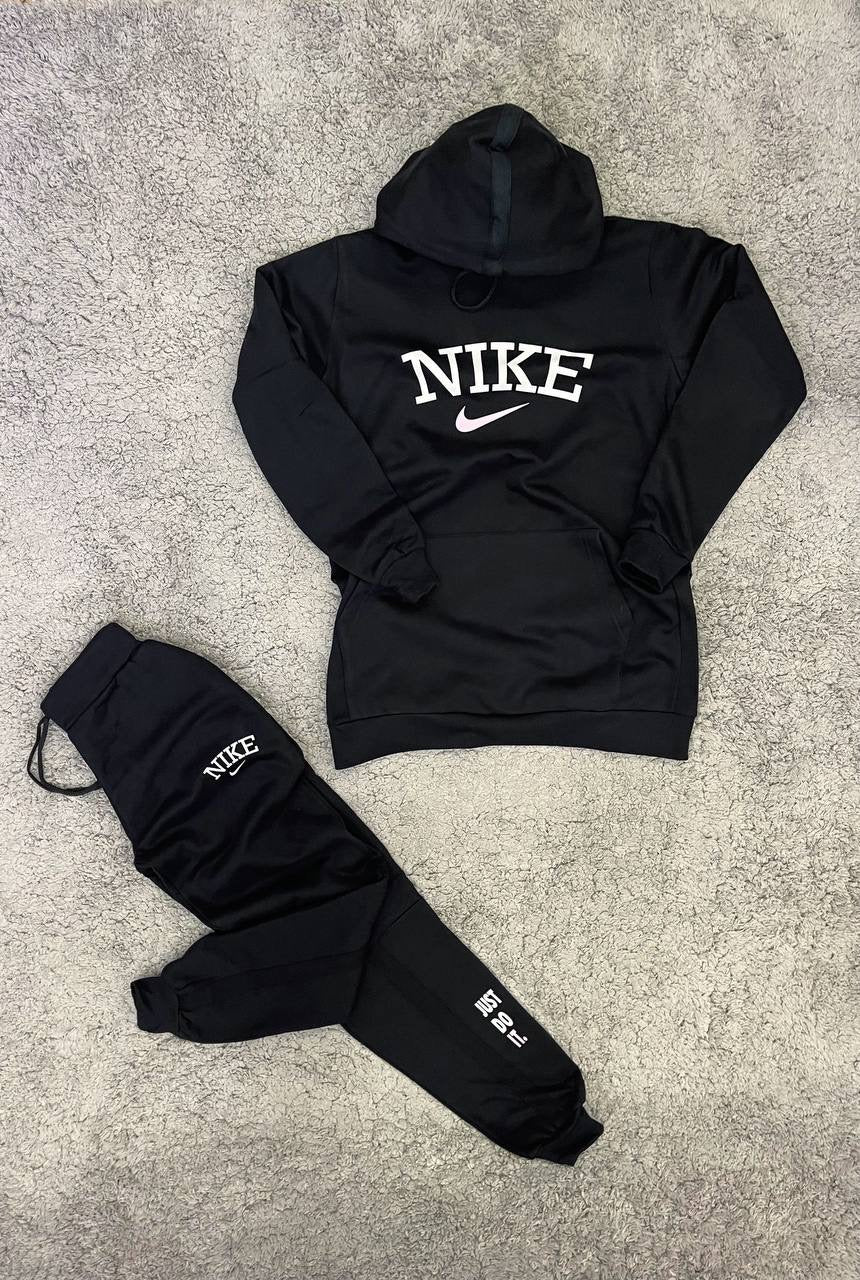 Chándal Nike mujer negro