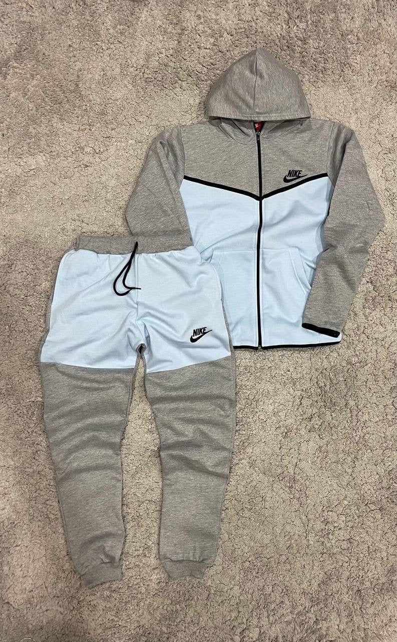 NIKE TECH FLEECE CIELO/GRIS