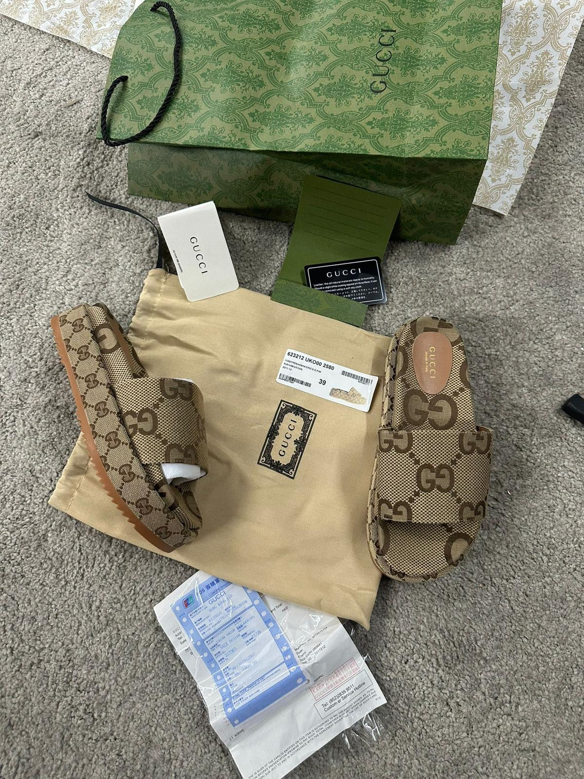 Chanclas gucci
