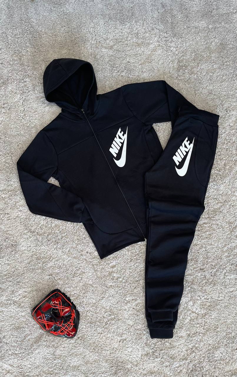 Chandal  Nike hombre