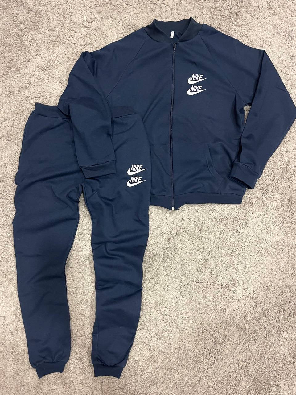 CHÁNDAL NIKE doble logo