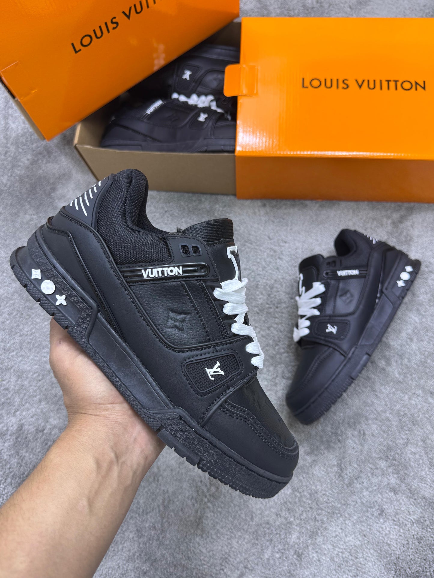 Zapatillas Louis Vuitton TRAINER “Máxima calidad” G5