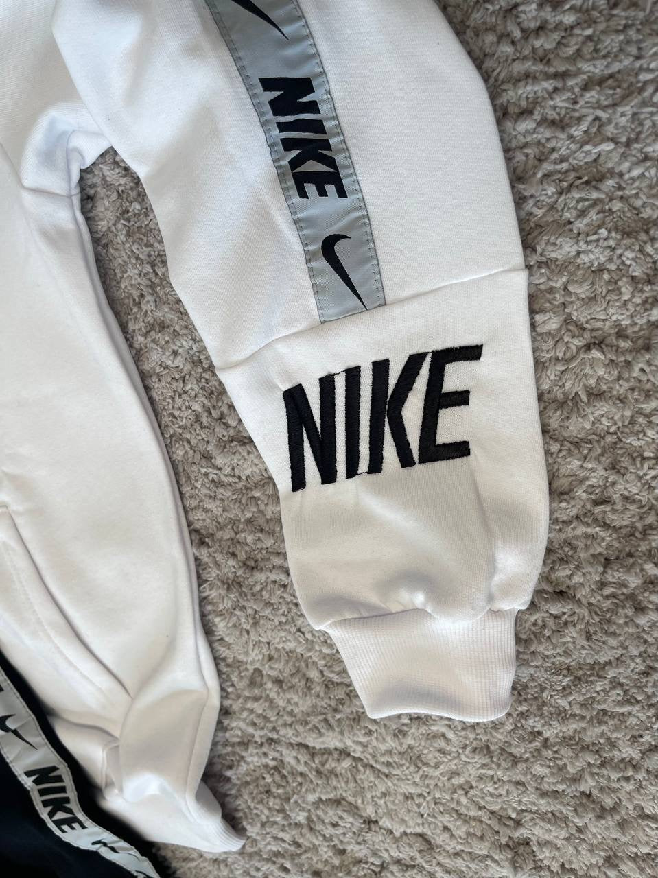 Chándal blanco Nike