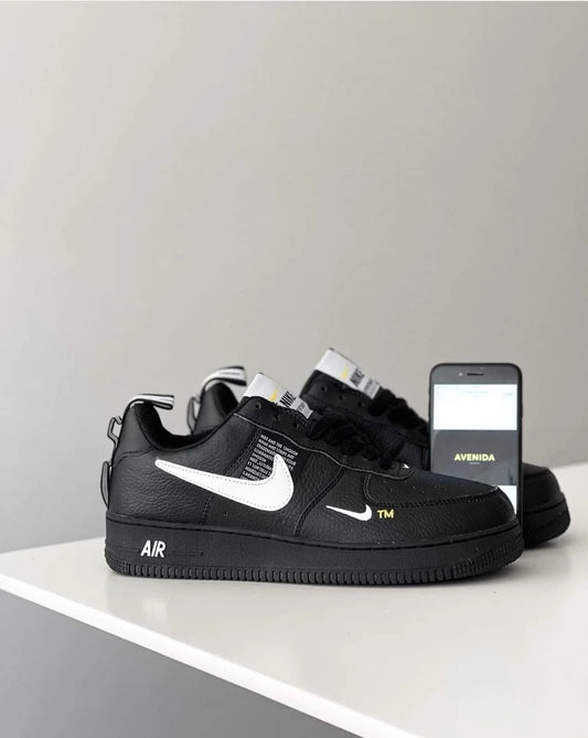 Nike Air Force 1 Negro