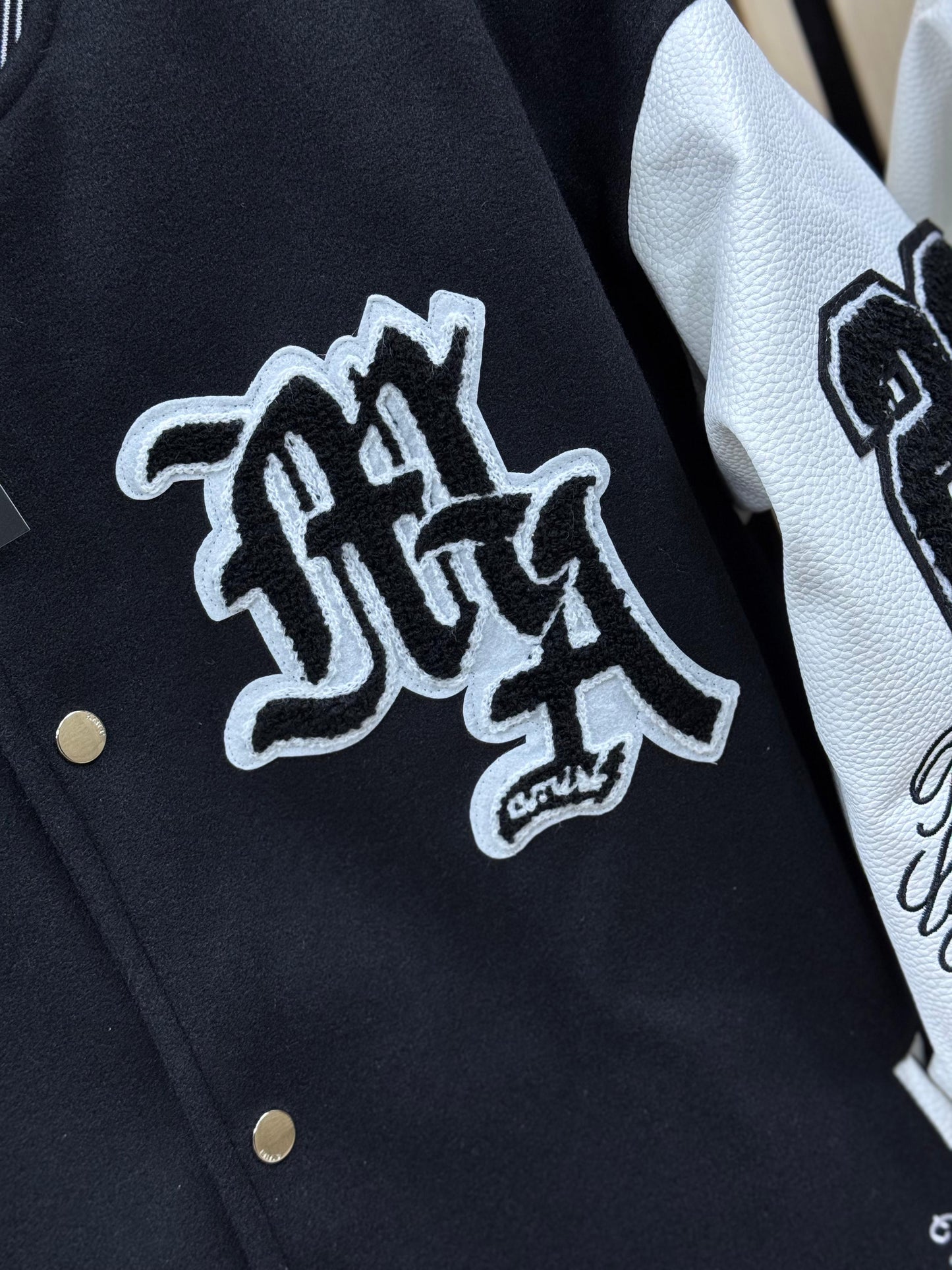 Chaqueta Amiri Calidad *HOT GAME*