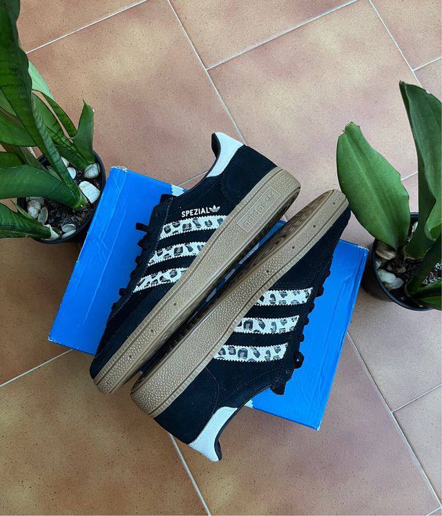 (Copia) ADIDAS SPEZIAL NEGRA