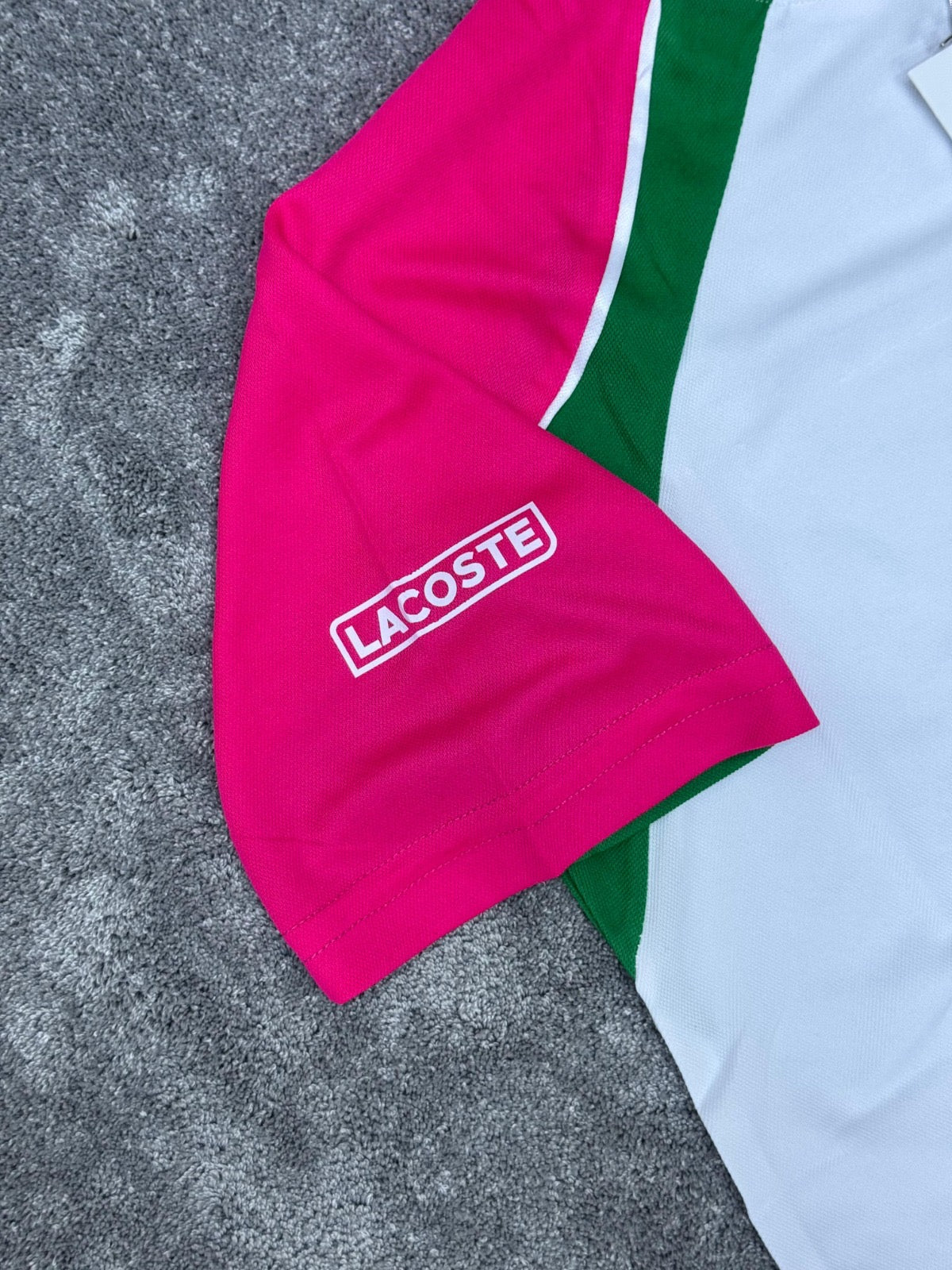 Conjunto verano Lacoste verde/rojo