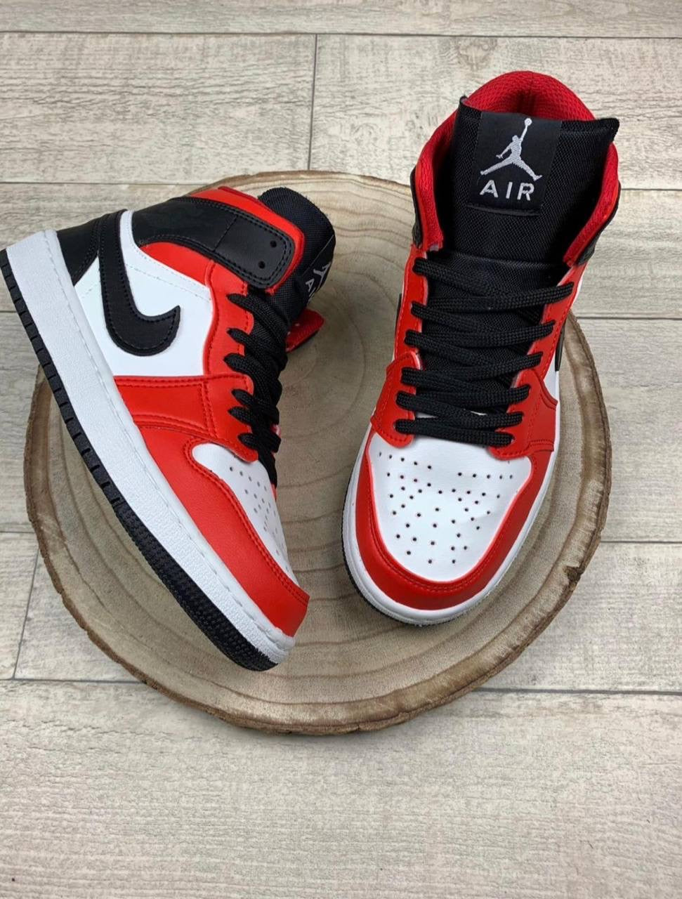 Jordan Mid Rojo