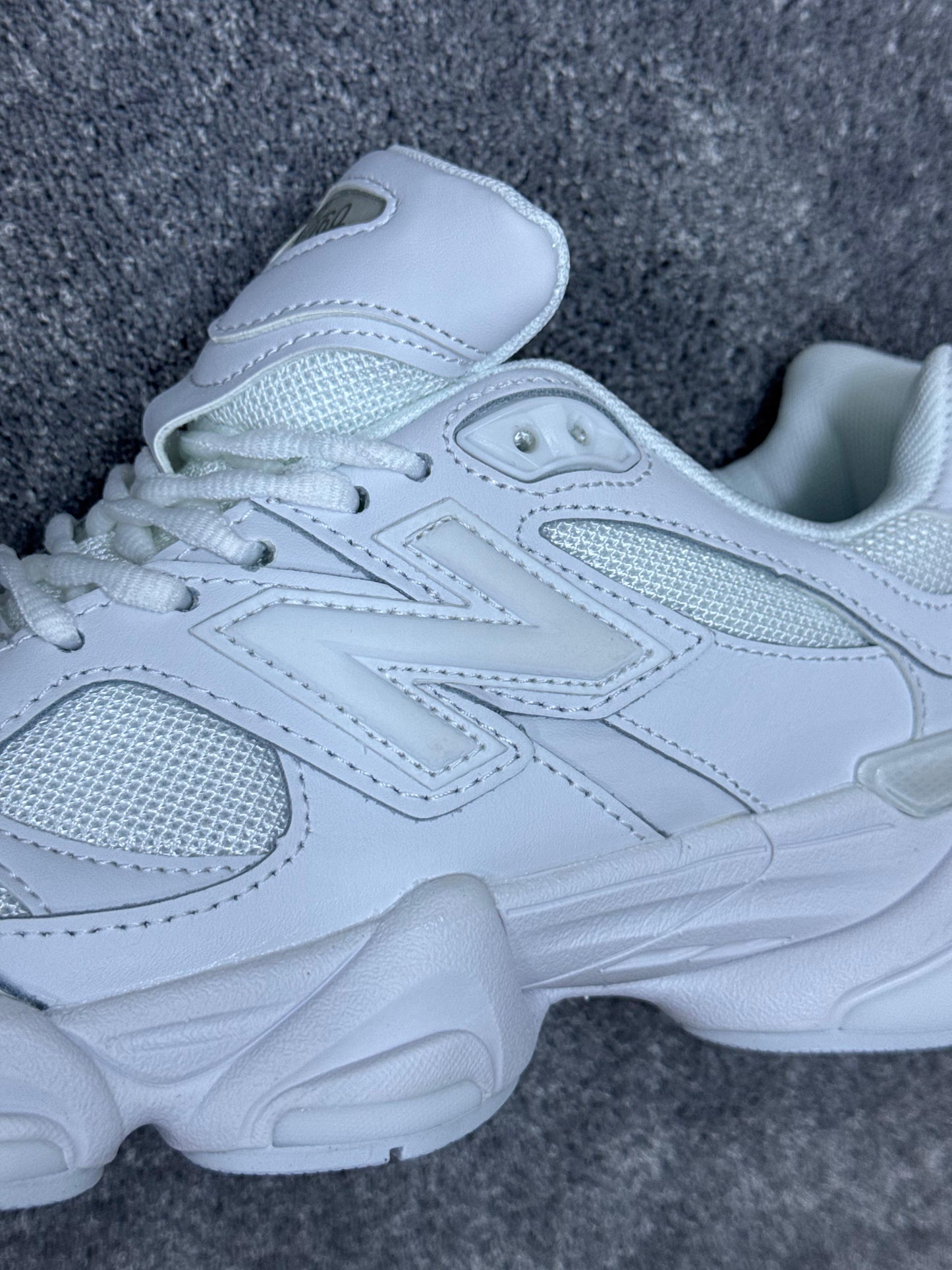 New balance 9060