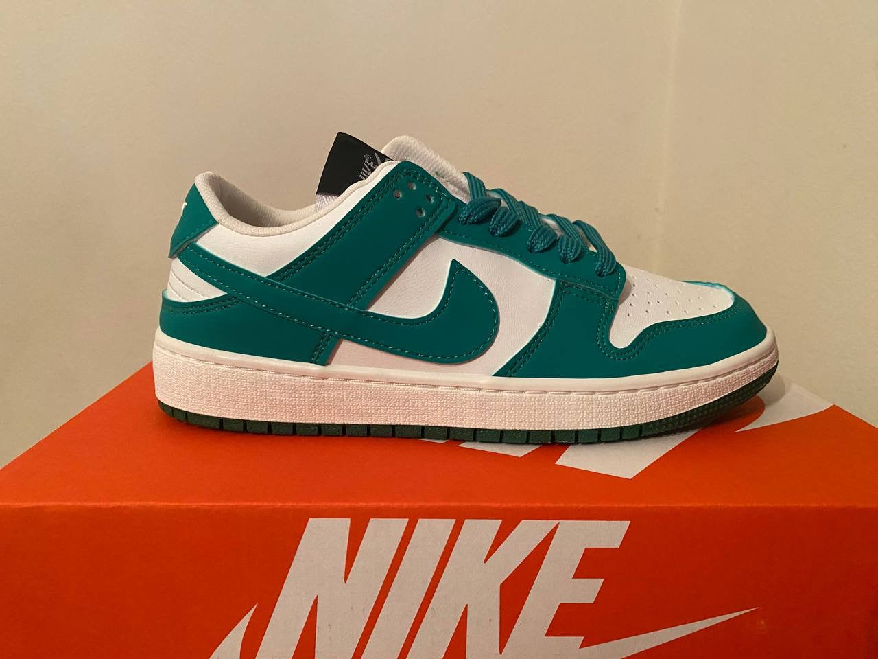 Jordan Low Dunk verde