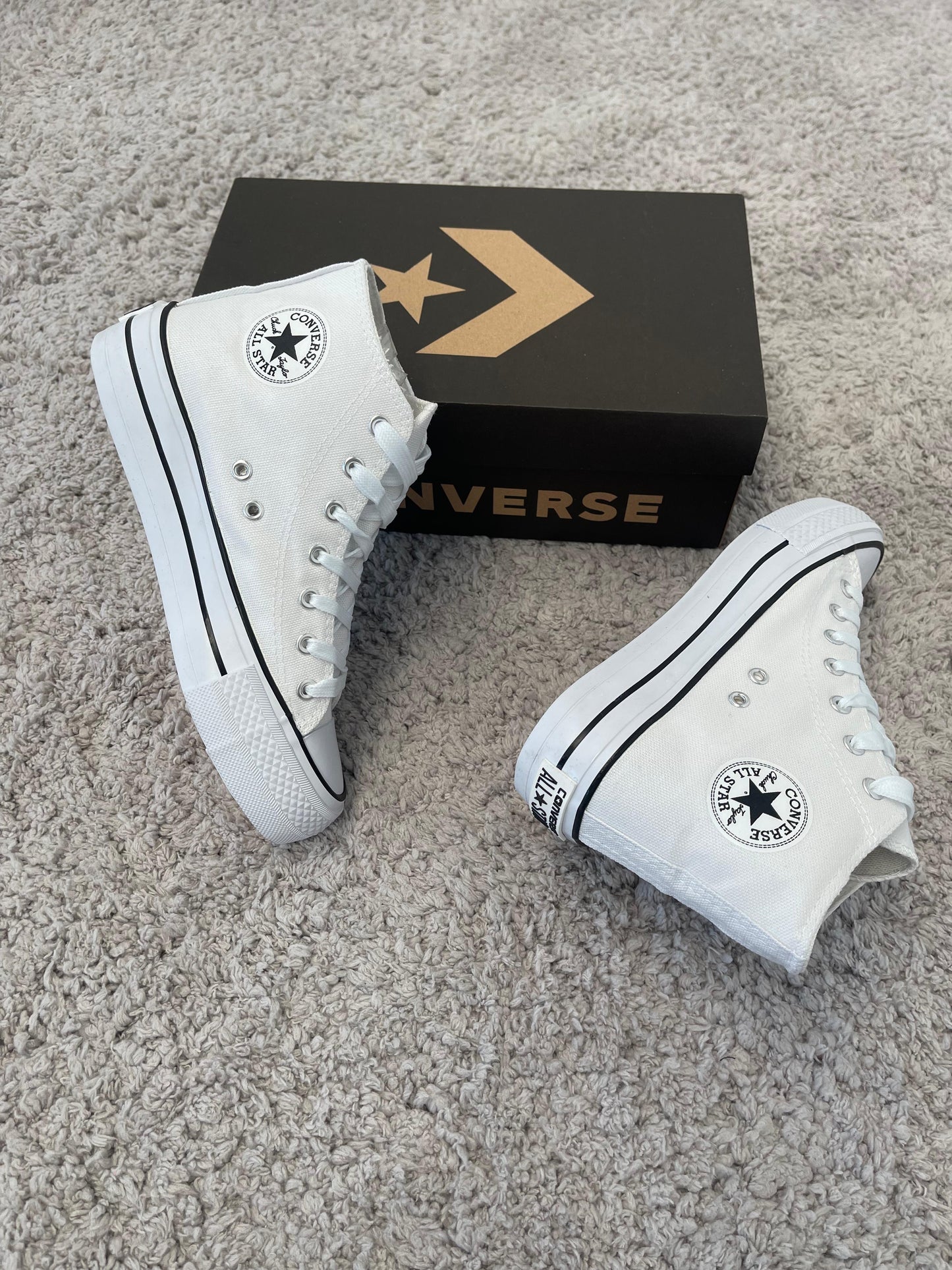 Converse alta blanca
