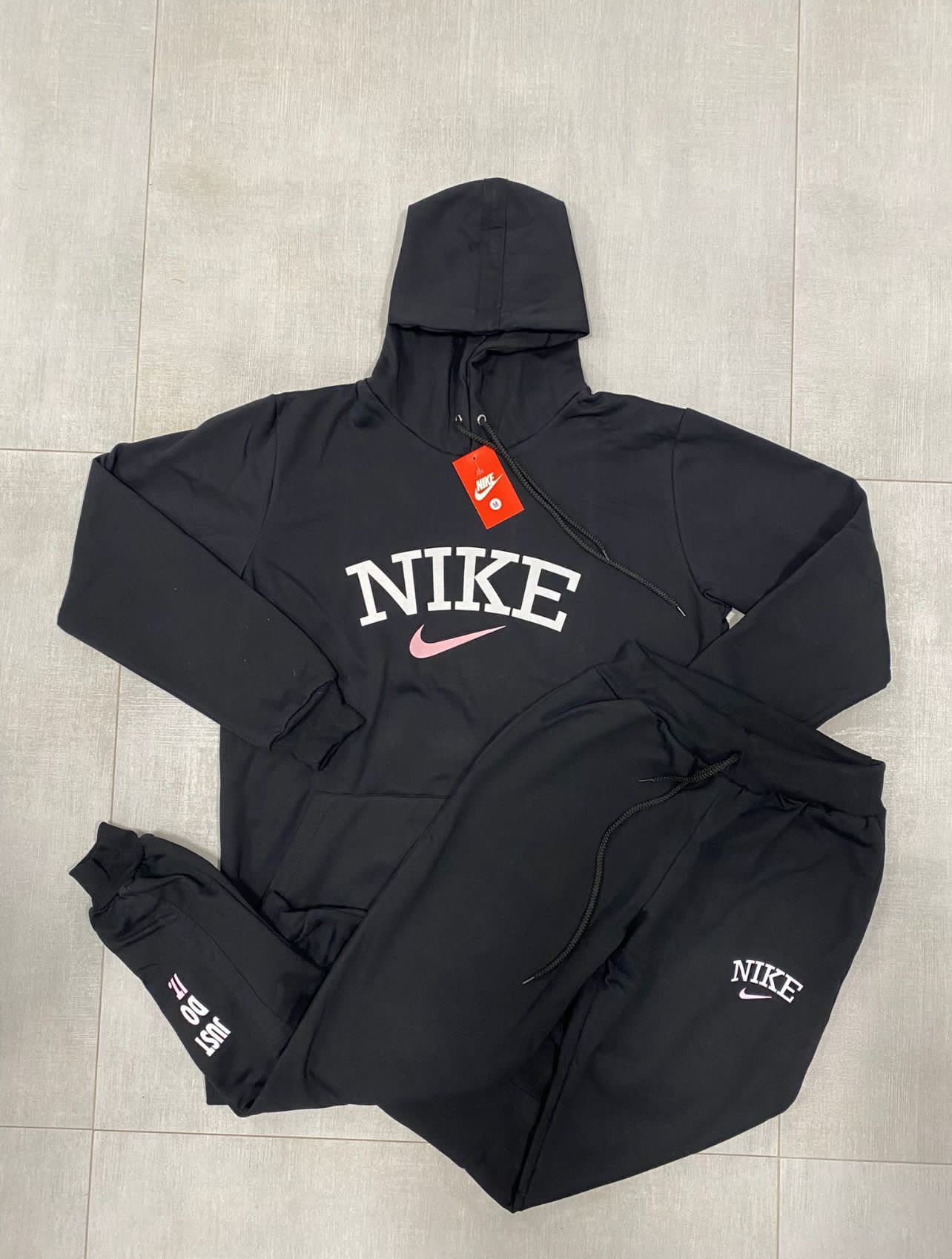 Conjunto Nike mujer black