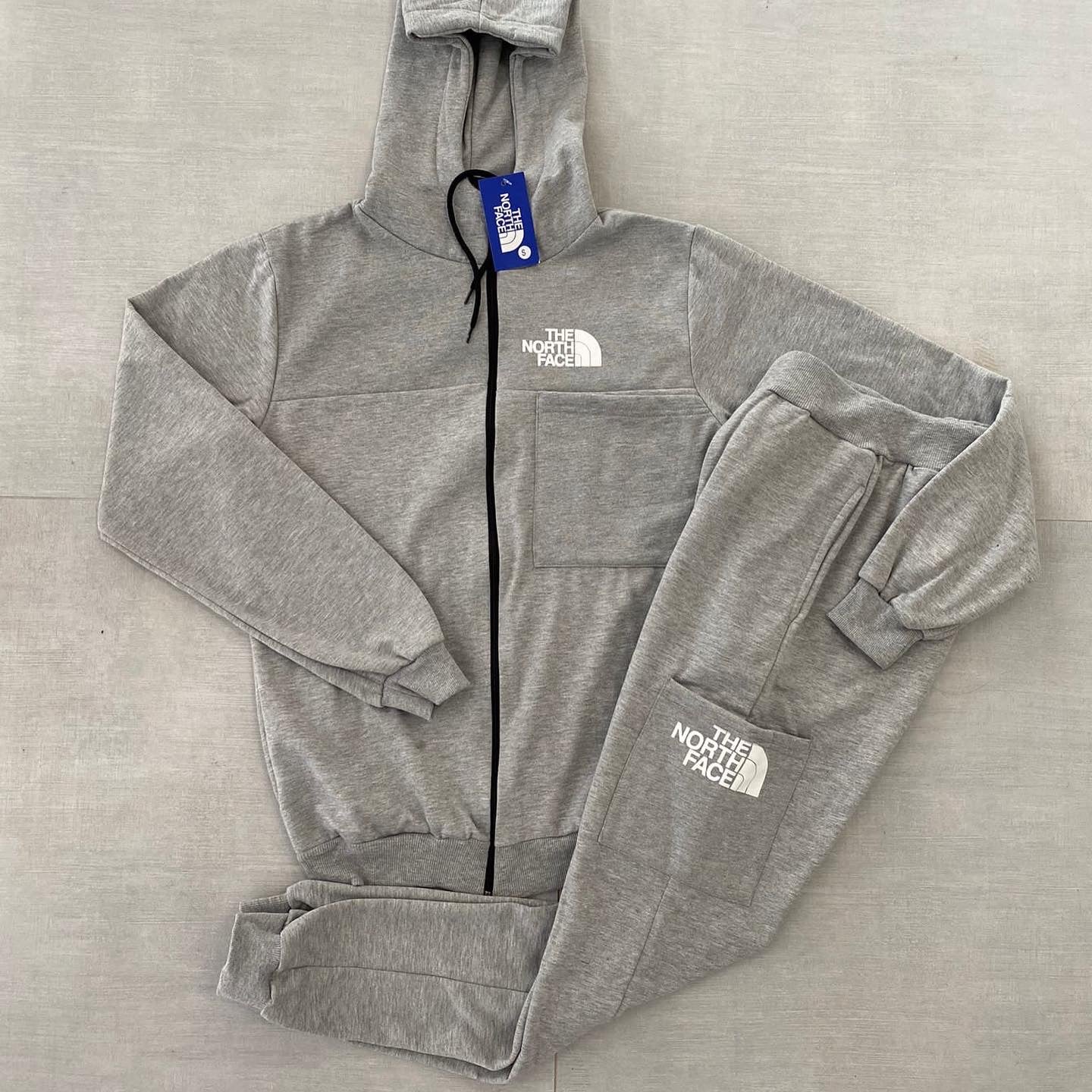 Chándal THE NORTH FACE Gris