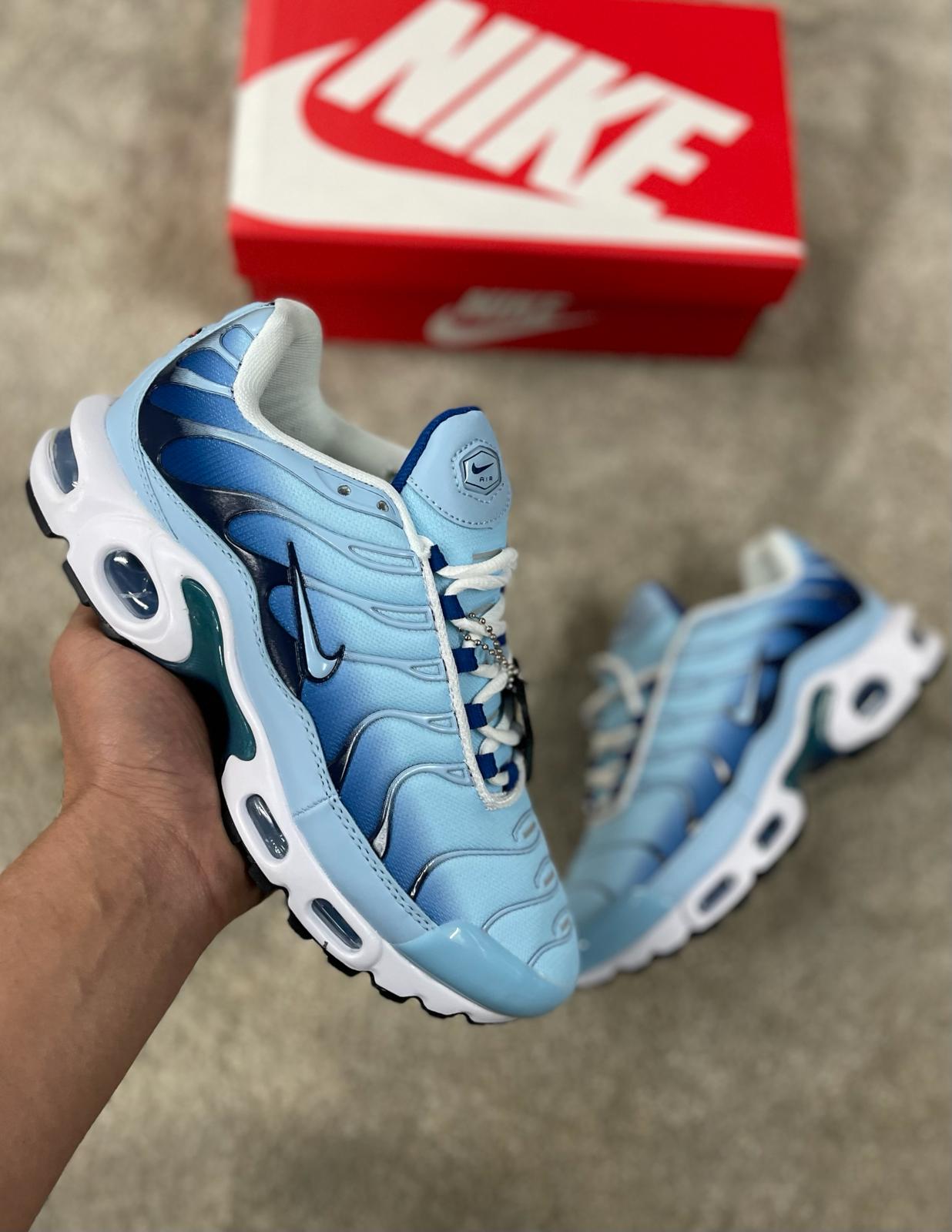 NIKE TN