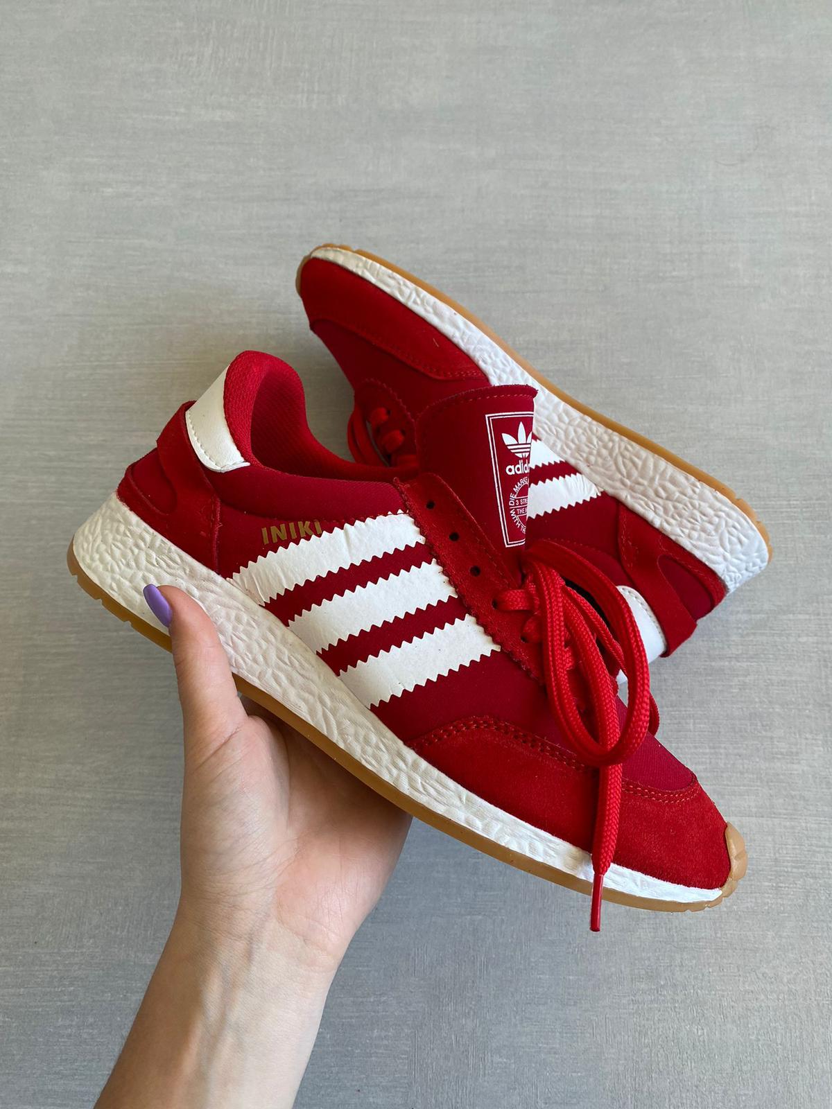 Adidas Iniki