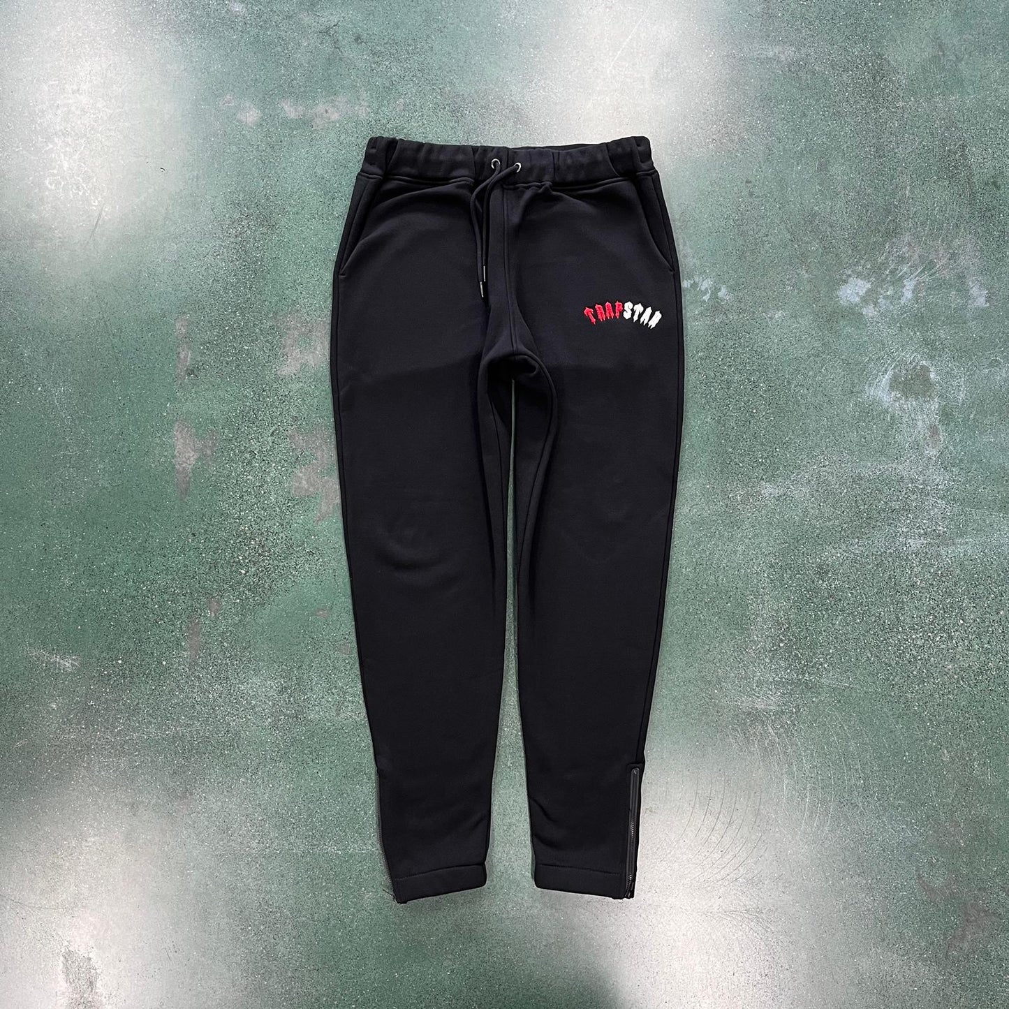 Trapstar bordado negro