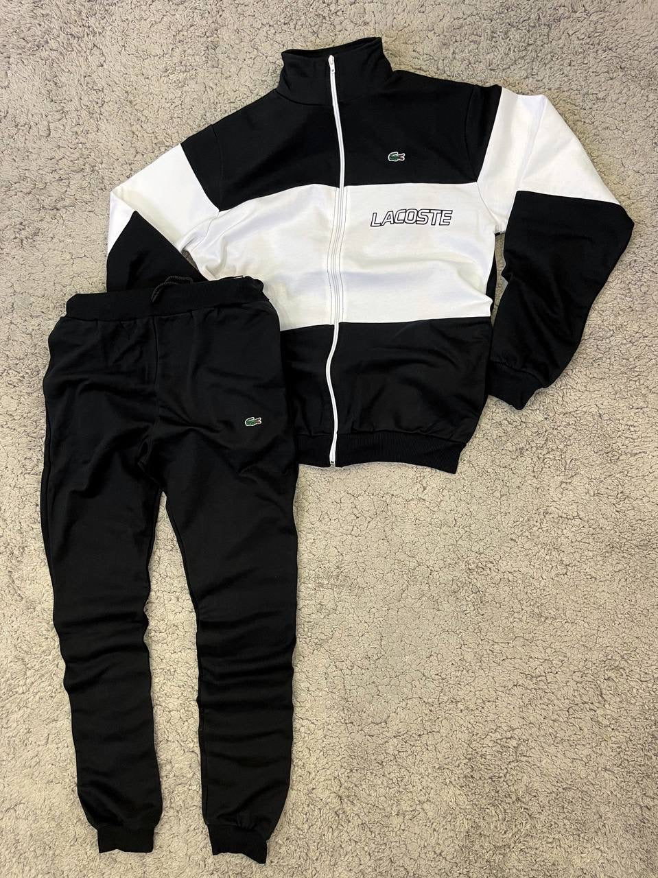 Chándal Lacoste banco/negro