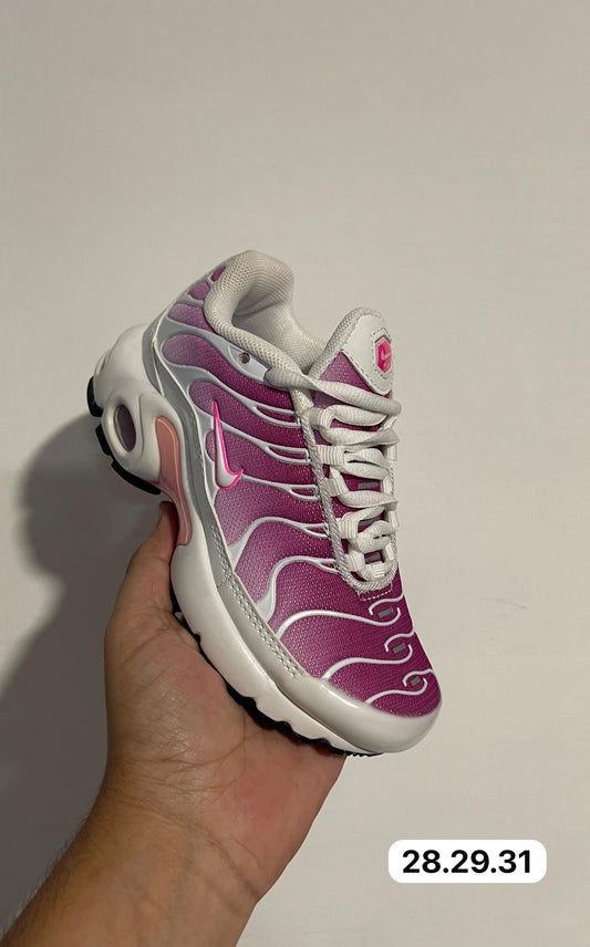 TN rosa niño