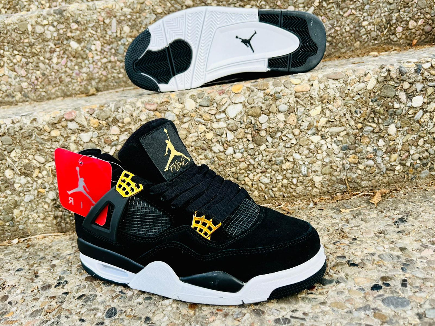 Jordan Retro 4 Negras Máxima Calidad