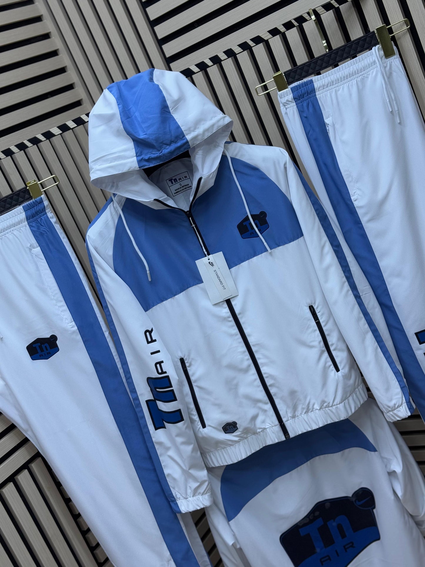 Chándal Nike *TN* AIR

CALIDAD INIGUALABLE G5