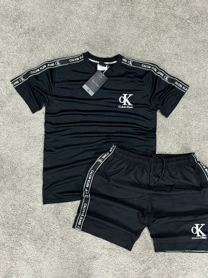 Conjunto verano calvin klein negro
