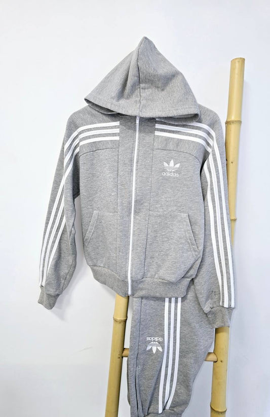 Chandal Adidas gris mujer