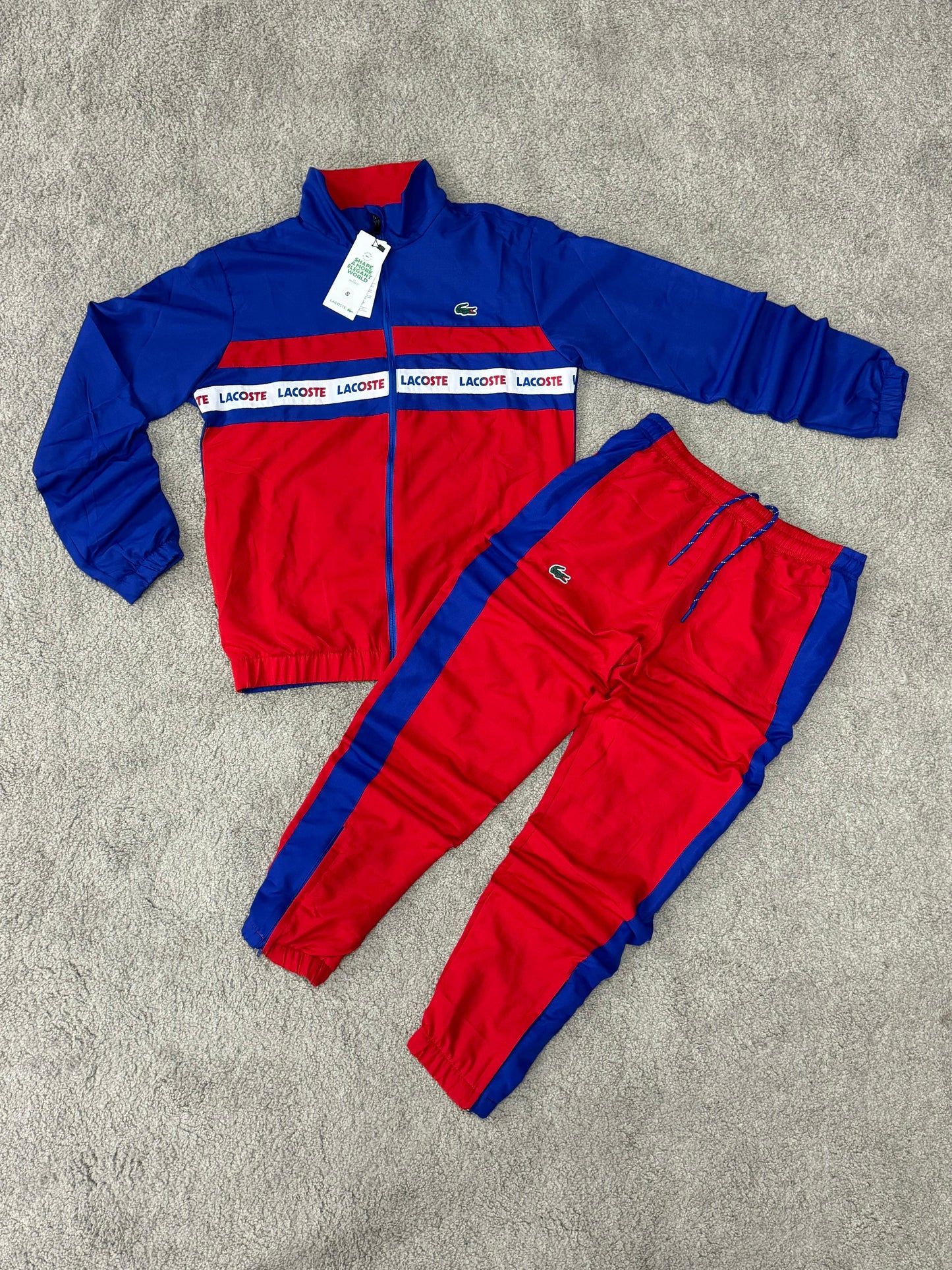 Chándal LaCoste rojo