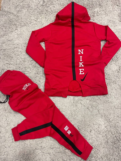 Conjunto Nike mujer Red