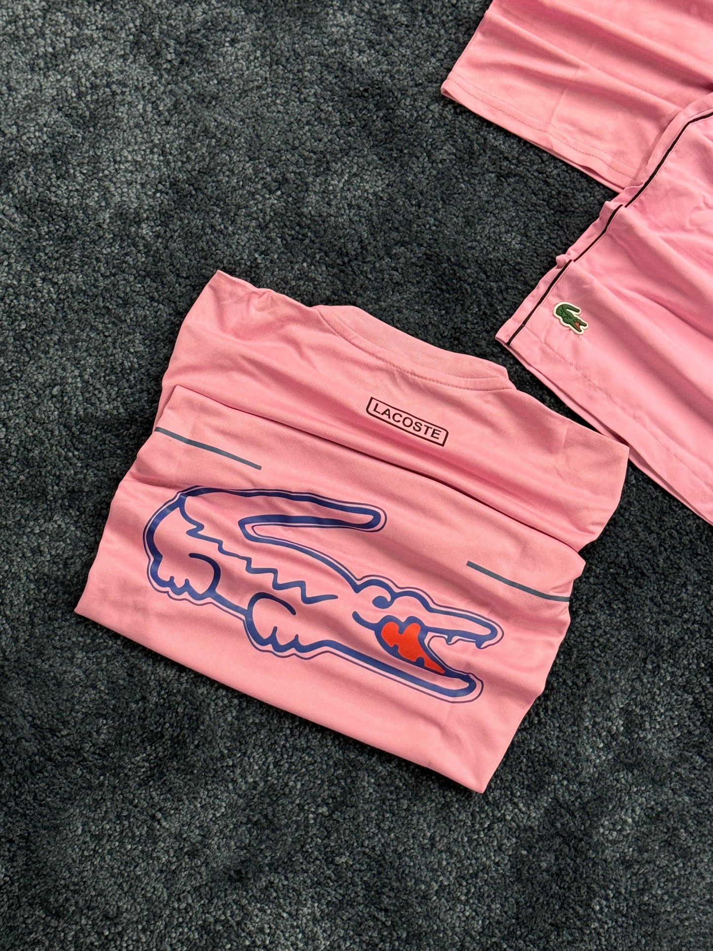 Conjunto Lacoste rosa