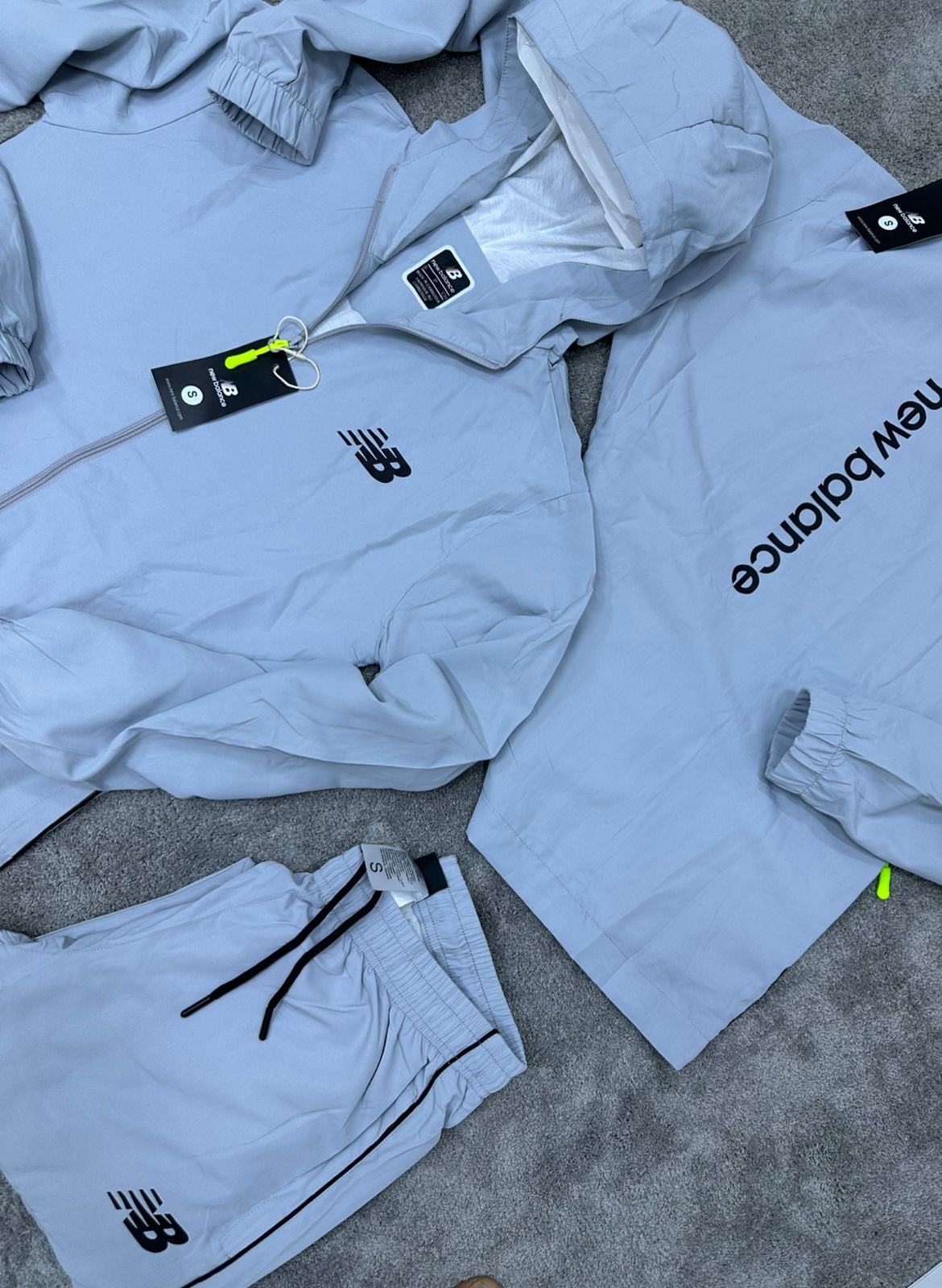 Chándal New Balance

Calidad G5