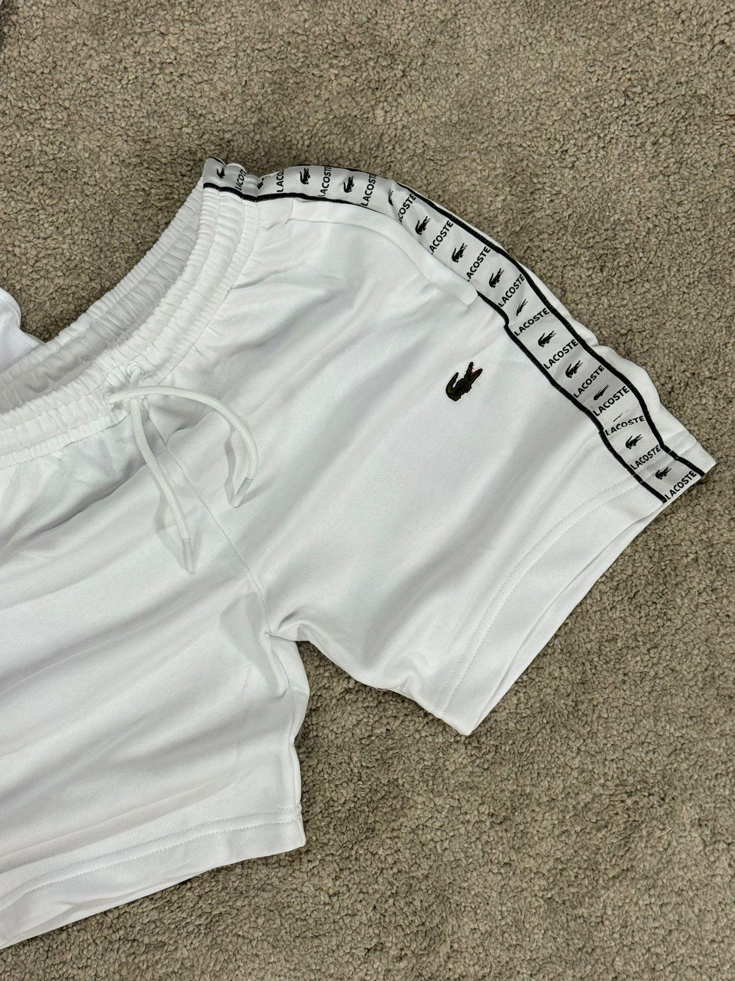 Conjunto verano Lacoste Blanco