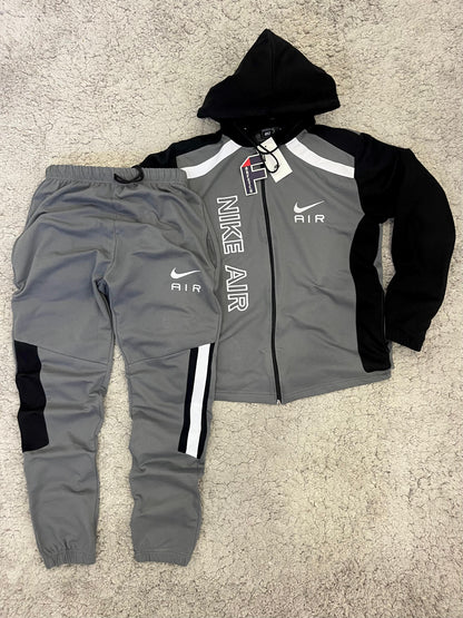 *NIKE AIR GRIS/NEGRO