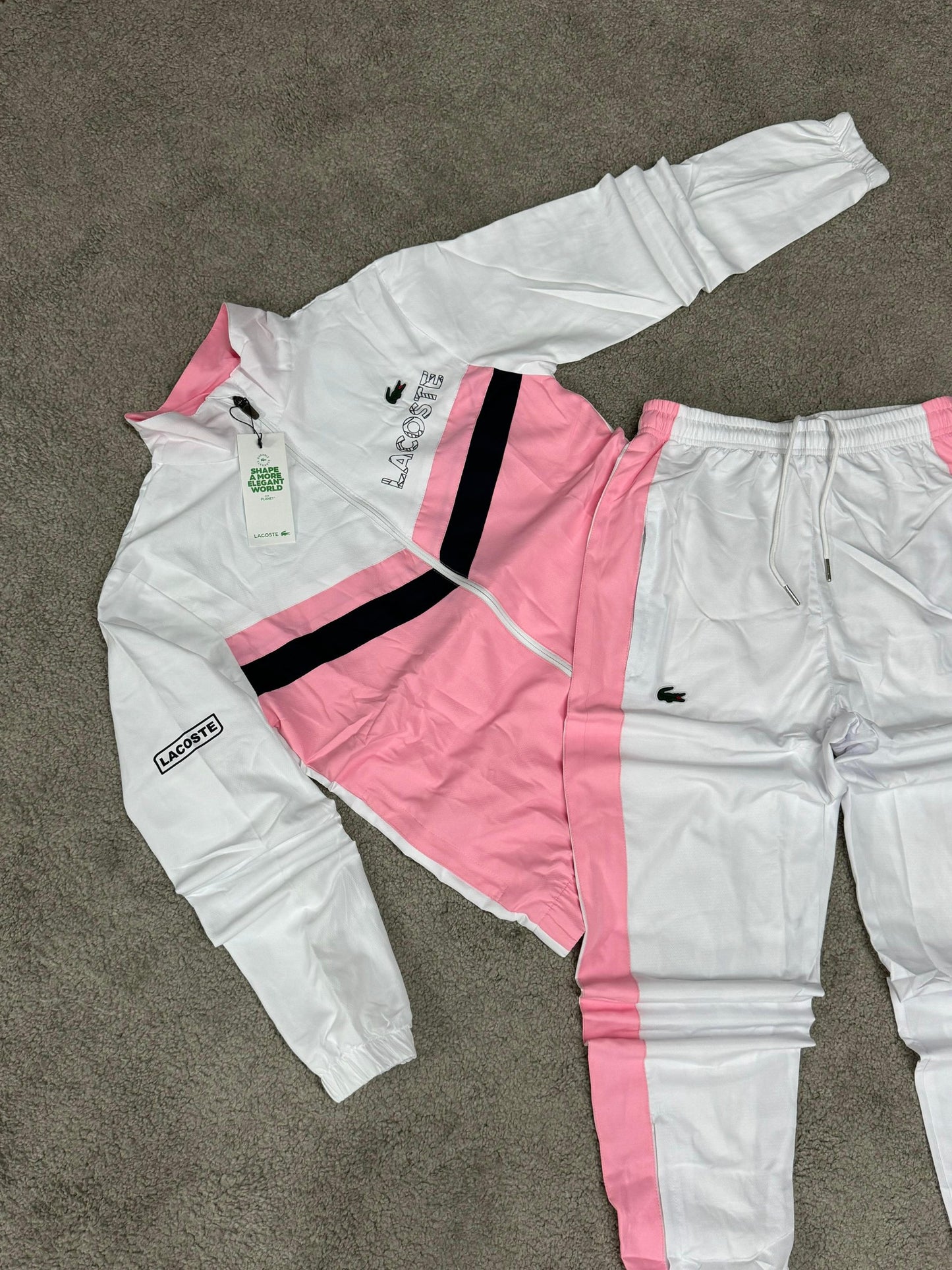 CHÁNDAL LACOSTE ROSA Y BLANCO