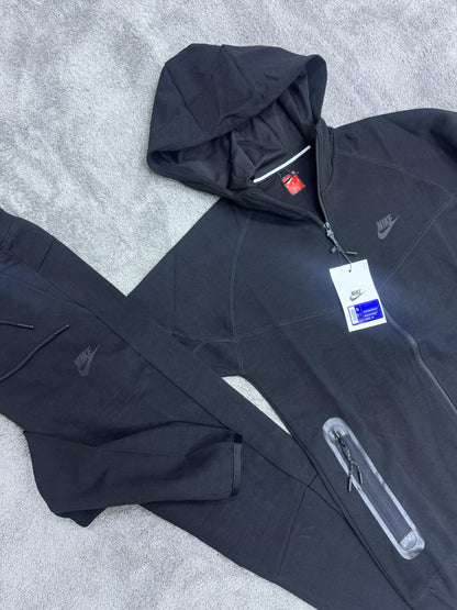 NUEVO NIKE TECH FLEECE NEGRO