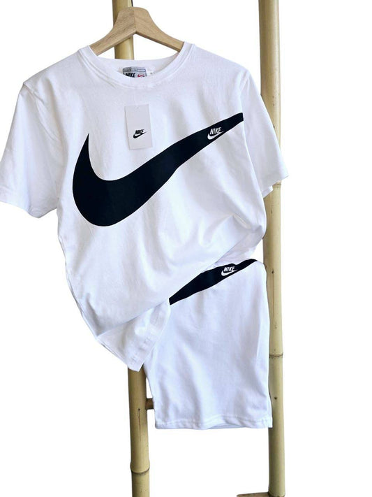 CHÁNDAL NIKE LOGO GRANDE
