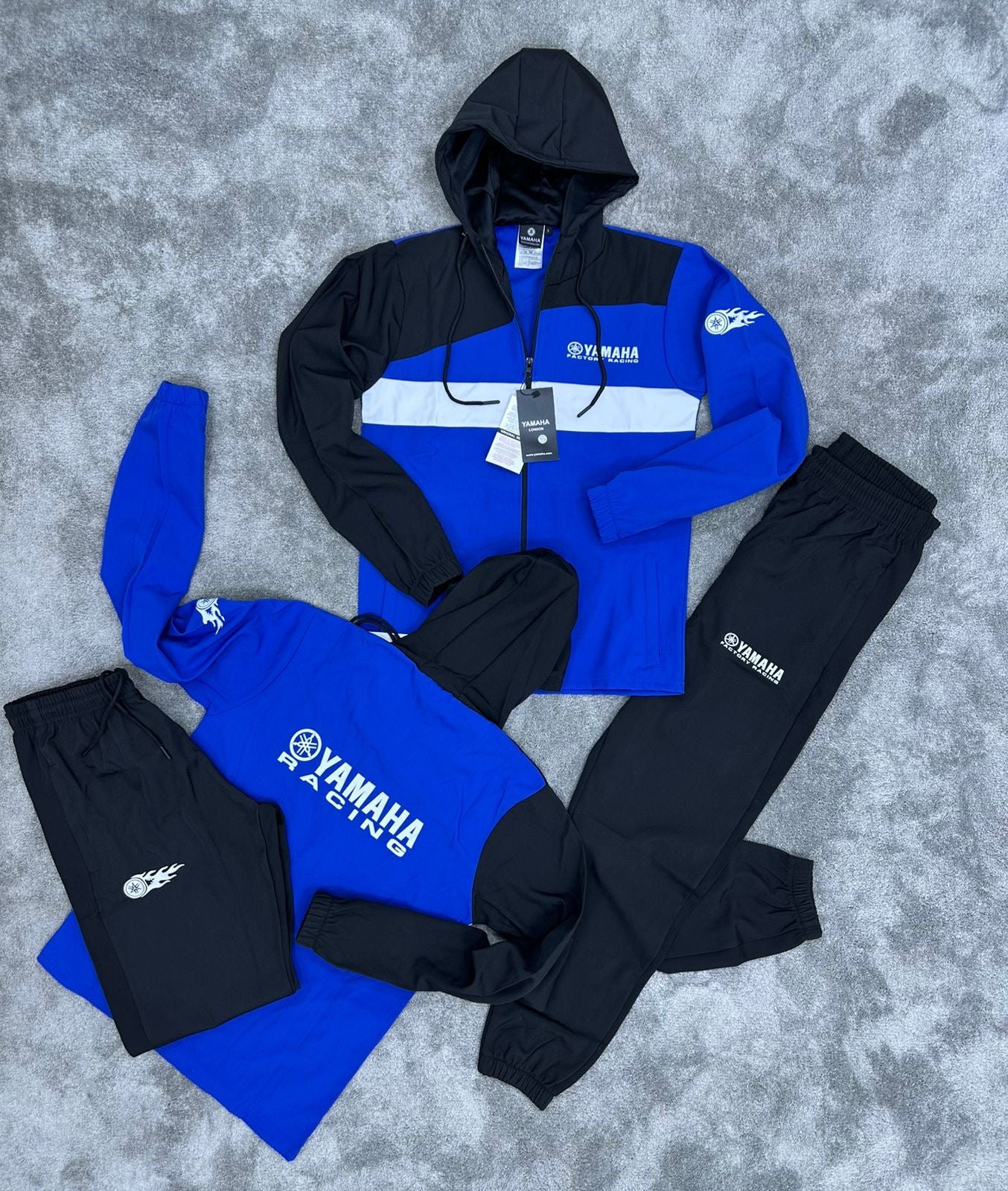 Chándal YAMAHA

Calidad G5