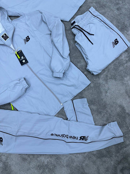 Chándal New Balance

Calidad G5