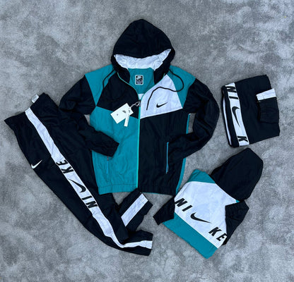 Nuevo modelo 
Chándal Nike TN