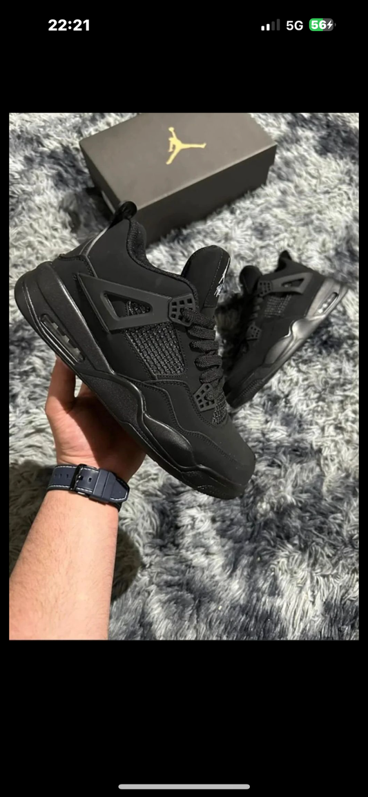 Jordan retro 4 black