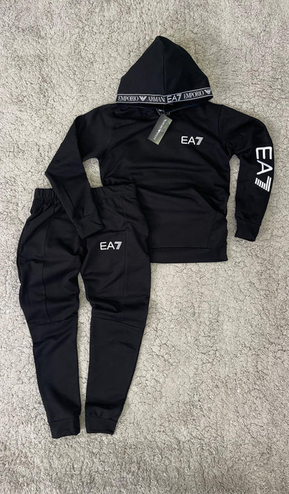 Nuevo Chándal EA7
