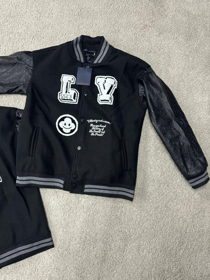 Chaquetas LOUIS VUITTON

Calidad *HOT GAME*