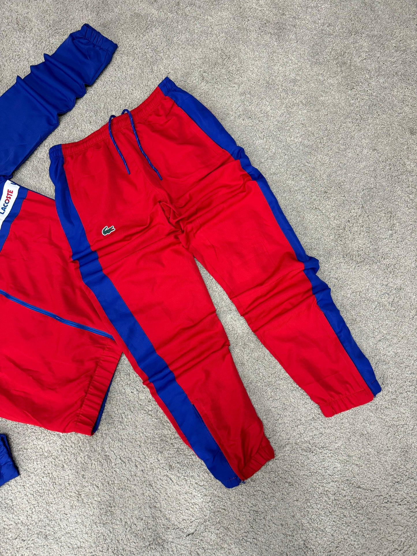 Chándal LaCoste rojo