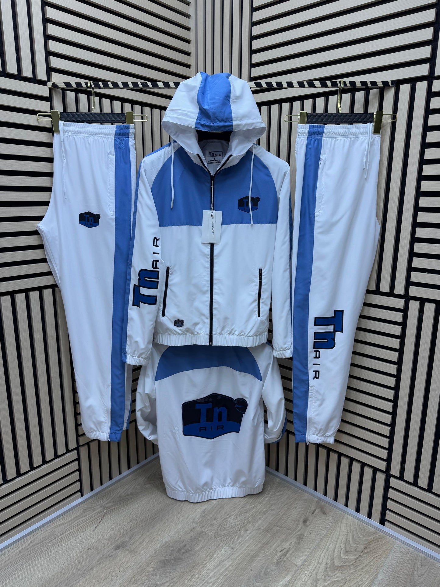 Chándal Nike *TN* AIR

CALIDAD INIGUALABLE G5