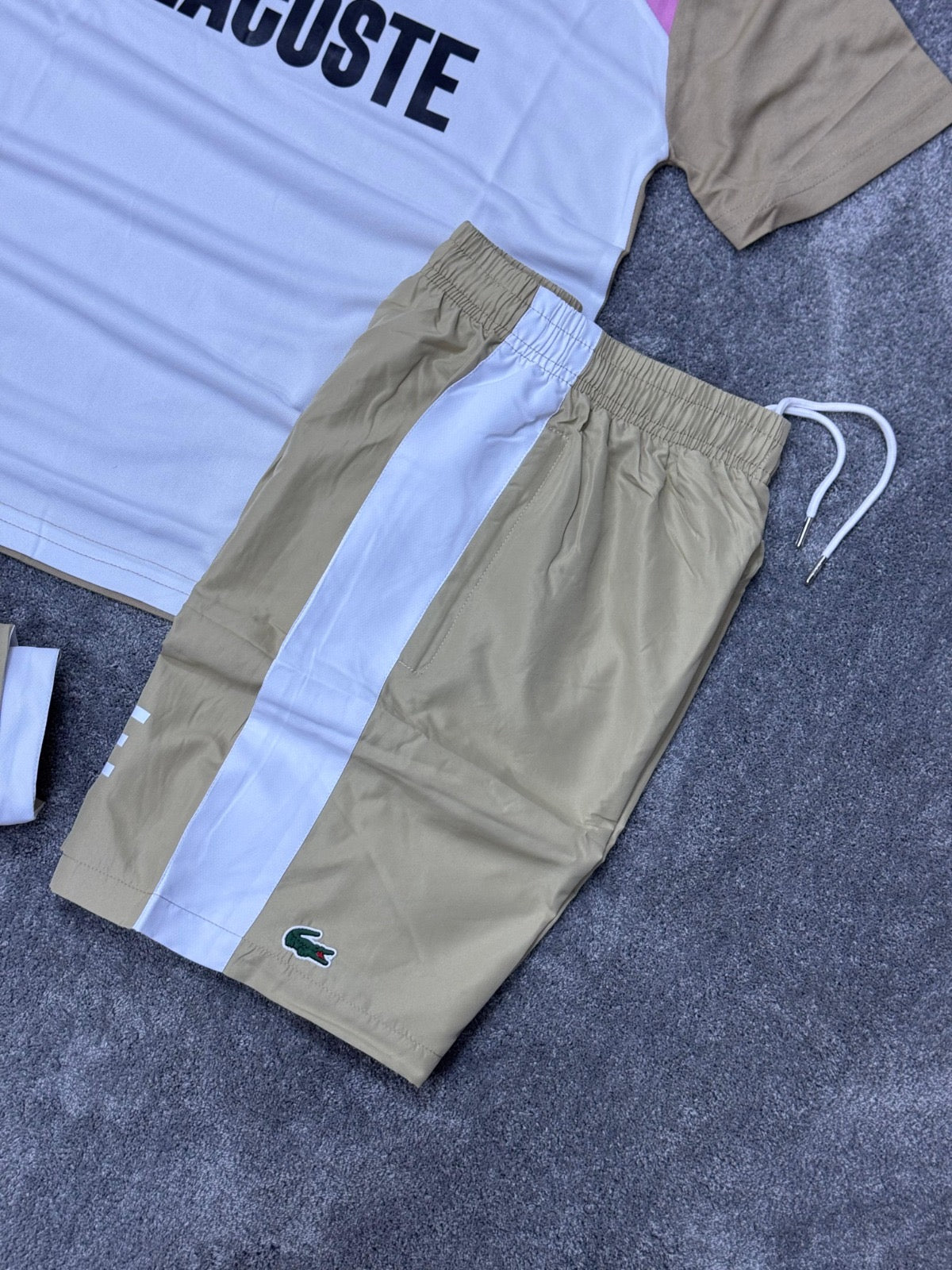 Conjunto verano Lacoste crema