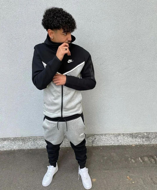 NIKE TECH GRIS/NEGRO